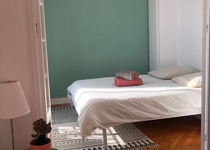 Cosy Et Lumineux 2 Pieces Au Coeur De Νίκαια