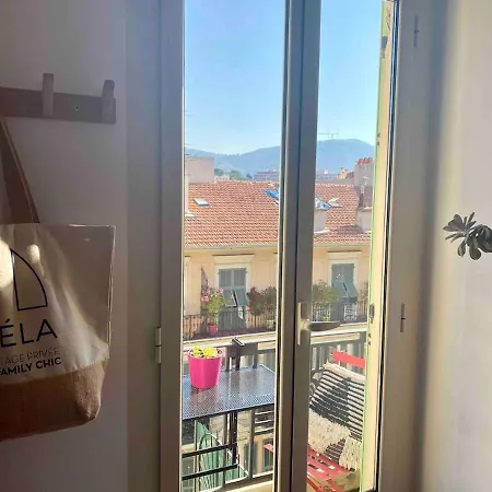 Cosy Et Lumineux 2 Pieces Au Coeur De Apartamento
