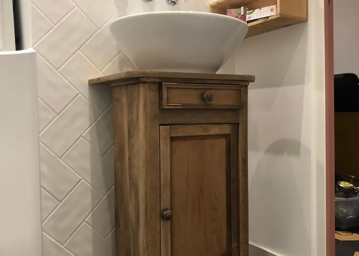 Appartement Cosy Et Lumineux 2 Pieces Au Cœur De *